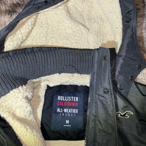 Hollister All-Weather full zip up jacket - Picture 3 of 5